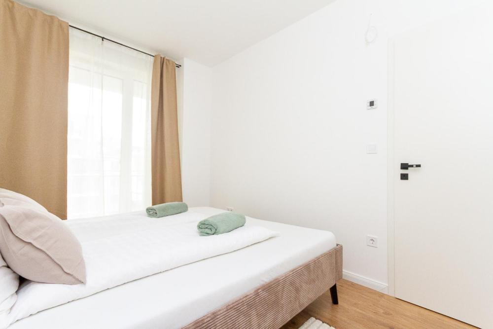 Urban Forest Apartment *
